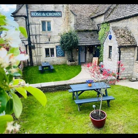 The Rose & Crown Farmhouse Kitchen Nympsfield Luaran gambar